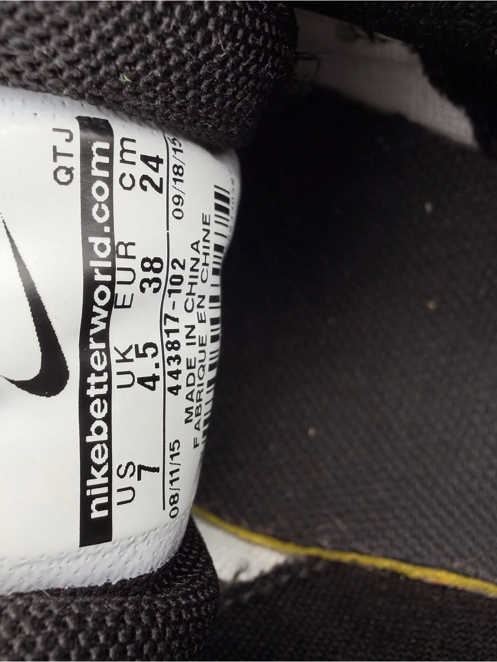 Nike Women’s Black & Cream Speckled Air Max Sneakers